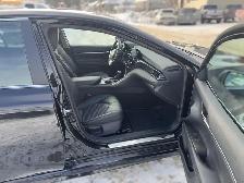 2024 Toyota Camry SE - Photo 18