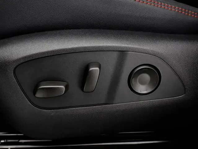 2026 Chevrolet Traverse - Photo 23