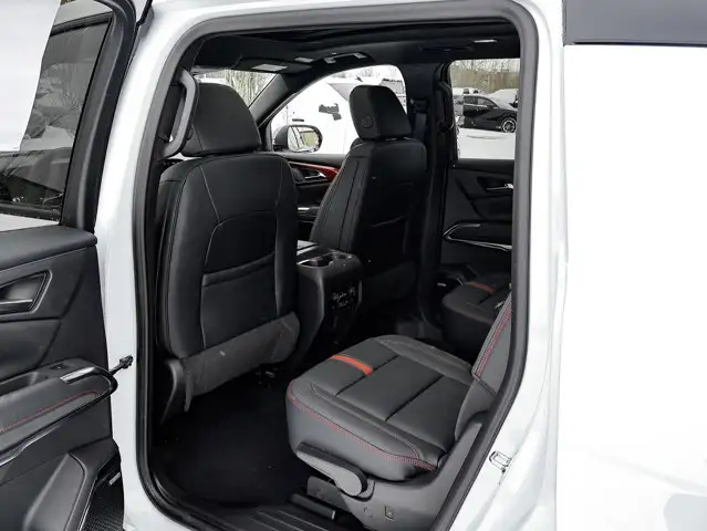 2026 Chevrolet Traverse - Photo 31