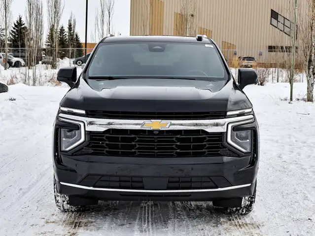 2026 Chevrolet Suburban LS - Photo 3