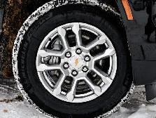 2026 Chevrolet Suburban LS - Photo 6