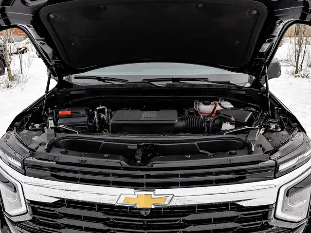 2026 Chevrolet Suburban LS - Photo 9