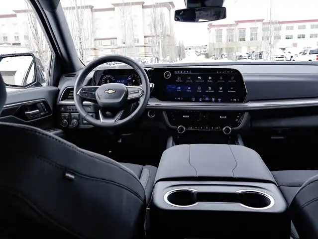 2026 Chevrolet Suburban LS - Photo 27