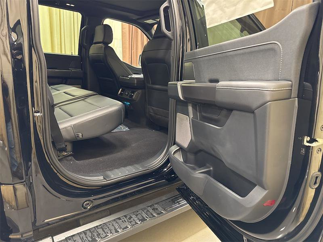 2025 FORD F-150 Lariat - Photo 14