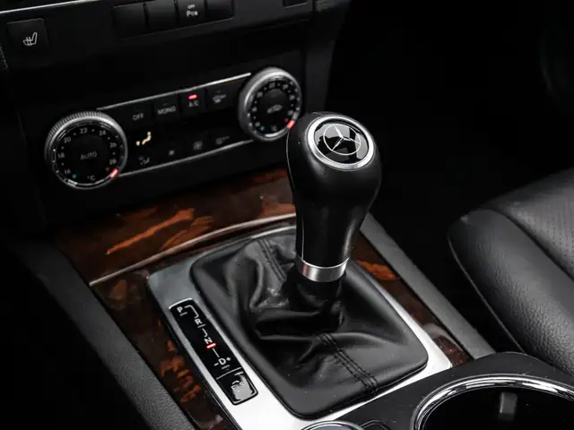 2012 Mercedes-Benz GLK-Class 350|LEATHER|PANOROOF|CLEAN CARFAX|L - Photo 18