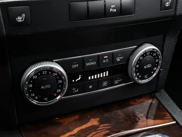 2012 Mercedes-Benz GLK-Class 350|LEATHER|PANOROOF|CLEAN CARFAX|L - Photo 19