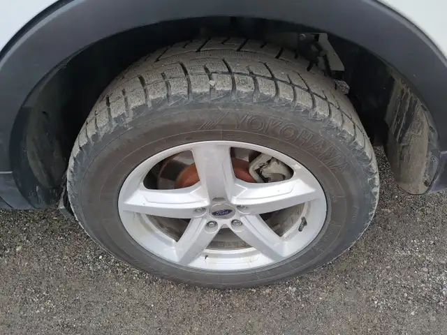 2017 Ford Explorer - Photo 10