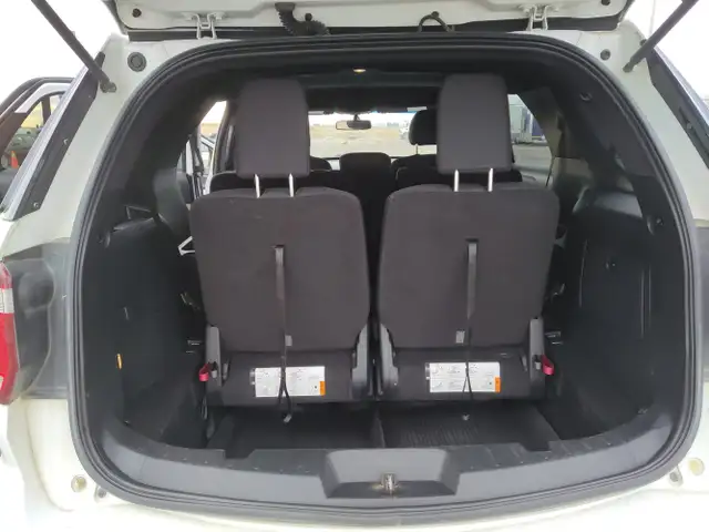 2017 Ford Explorer - Photo 15