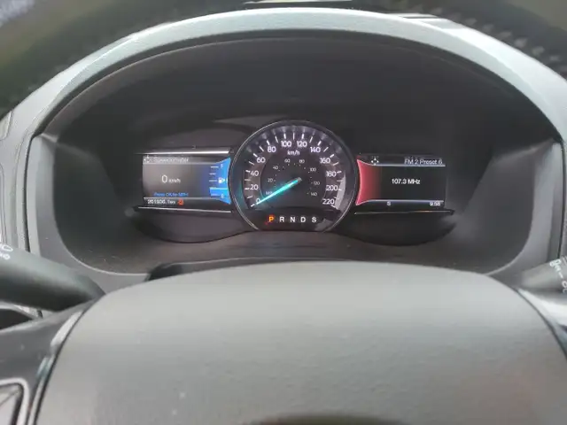 2017 Ford Explorer - Photo 16