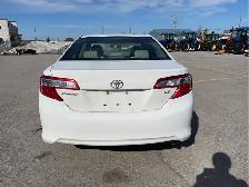 2013 Toyota Camry - Photo 4