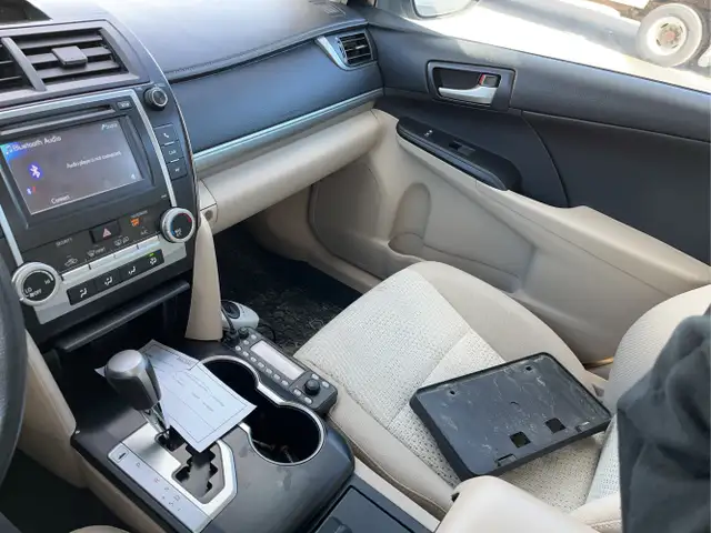 2013 Toyota Camry - Photo 16