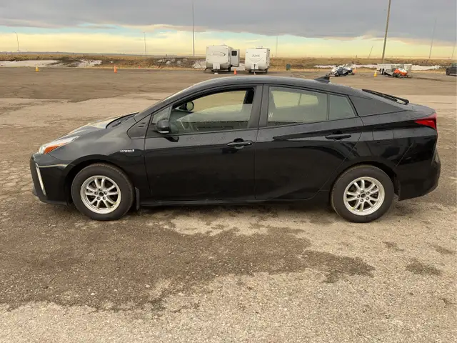 2019 Toyota Prius - Photo 5