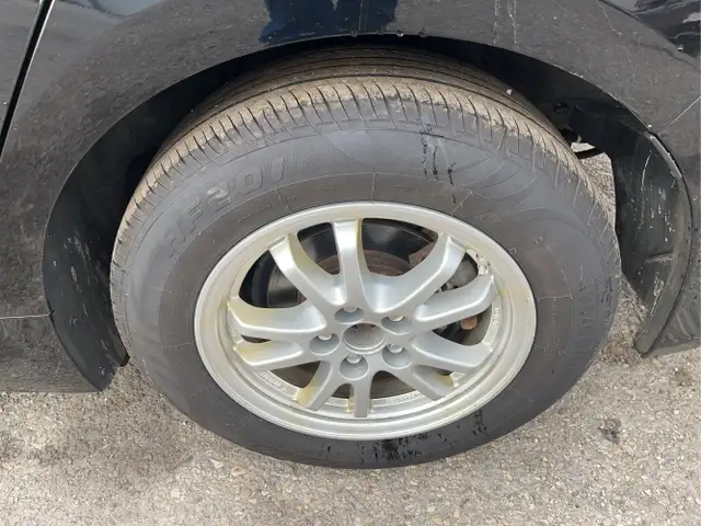 2019 Toyota Prius - Photo 10