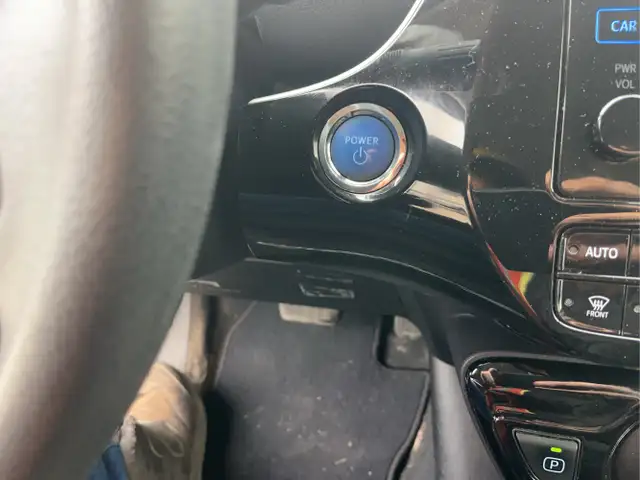 2019 Toyota Prius - Photo 22