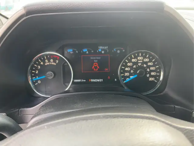 2015 Ford F-150 - Photo 14