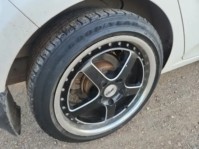 2012 Kia Forte5 - Photo 11