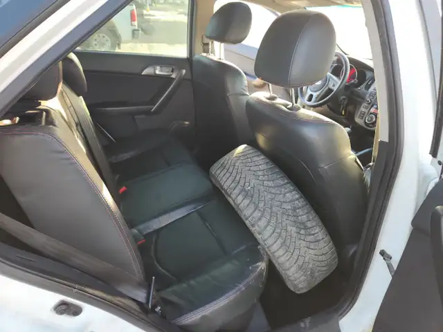 2012 Kia Forte5 - Photo 15