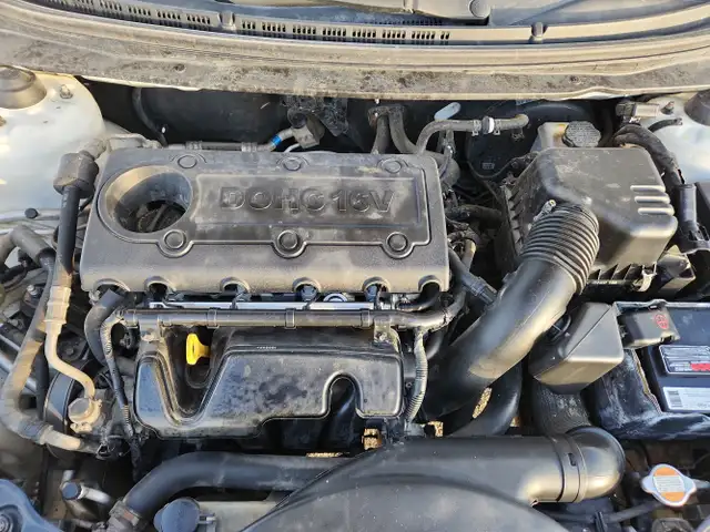 2012 Kia Forte5 - Photo 26