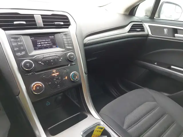 2017 Ford Fusion - Photo 24