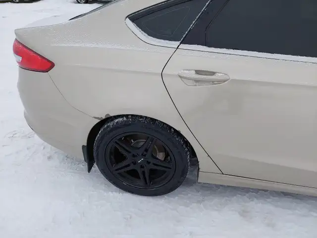 2017 Ford Fusion - Photo 37