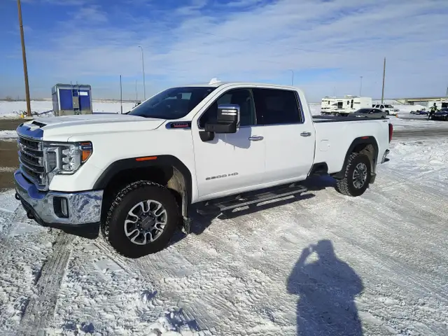 2022 GMC Sierra 3500HD - Photo 37