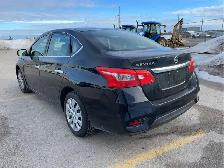 2017 Nissan Sentra - Photo 3