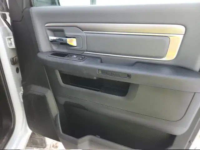 2023 Ram 1500 Classic - Photo 32