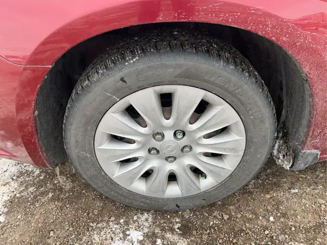 2014 Chrysler 200 - Photo 10