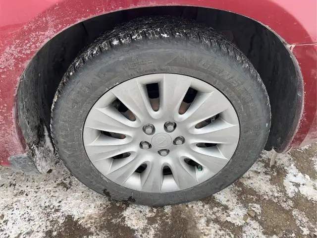 2014 Chrysler 200 - Photo 13