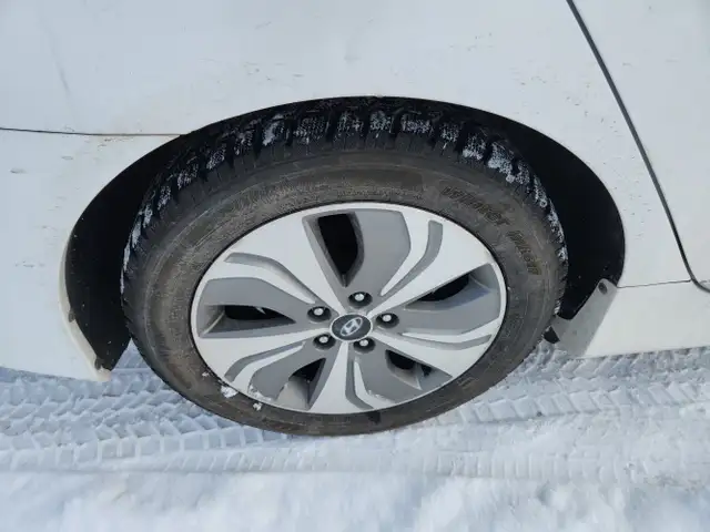 2015 Hyundai Sonata Hybrid - Photo 11
