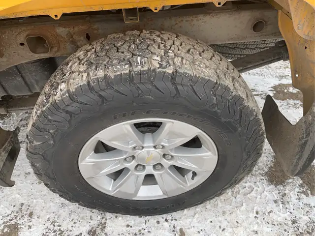 2019 Chevrolet Silverado 1500 - Photo 11