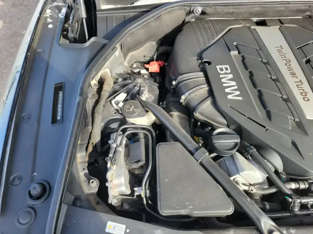 2013 BMW 5 Series - Photo 29