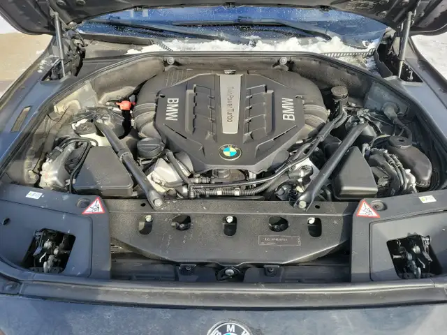 2013 BMW 5 Series - Photo 32