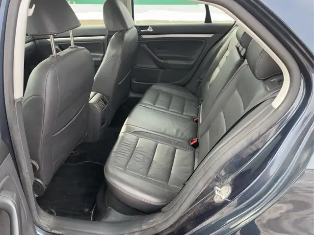 2009 Volkswagen Jetta - Photo 25