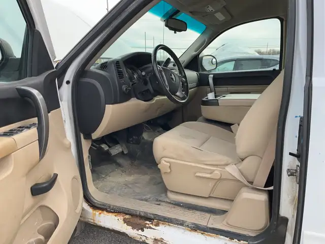 2011 GMC Sierra 1500 - Photo 12