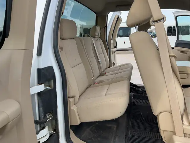 2011 GMC Sierra 1500 - Photo 19