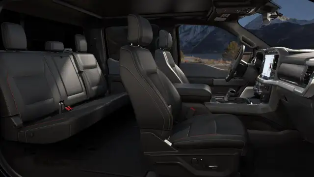 2022 Ford F-150 Lariat 4WD SuperCrew 5.5' Box - Photo 6