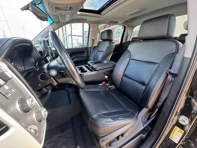 2018 GMC Sierra 1500 SLT Z71 PKG 4WD CREW CAB 5.3L V8 - Photo 7