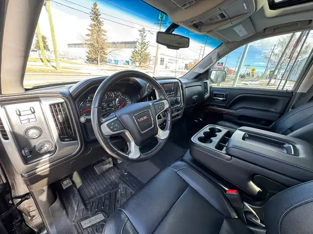 2018 GMC Sierra 1500 SLT Z71 PKG 4WD CREW CAB 5.3L V8 - Photo 8