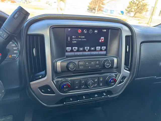 2018 GMC Sierra 1500 SLT Z71 PKG 4WD CREW CAB 5.3L V8 - Photo 16