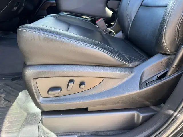 2018 GMC Sierra 1500 SLT Z71 PKG 4WD CREW CAB 5.3L V8 - Photo 18