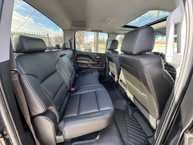 2018 GMC Sierra 1500 SLT Z71 PKG 4WD CREW CAB 5.3L V8 - Photo 23