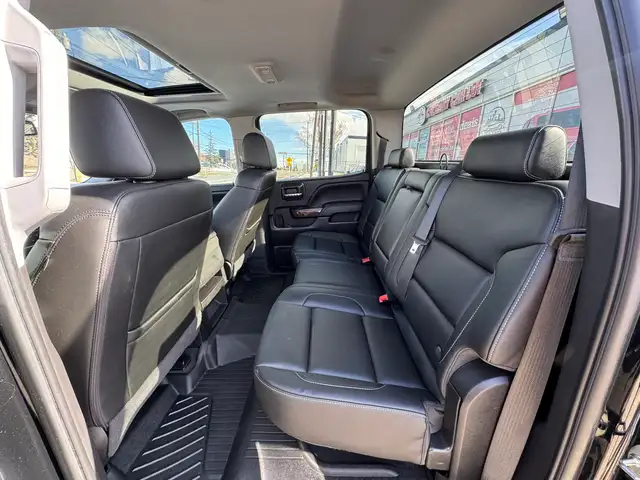 2018 GMC Sierra 1500 SLT Z71 PKG 4WD CREW CAB 5.3L V8 - Photo 24