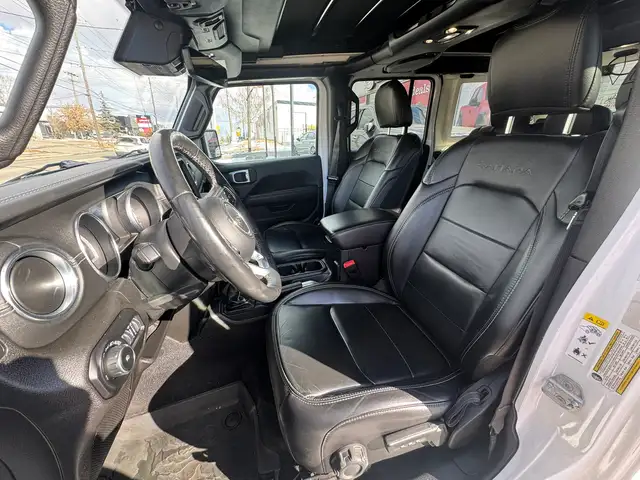 2019 Jeep Wrangler Sahara 4X4 - Photo 7