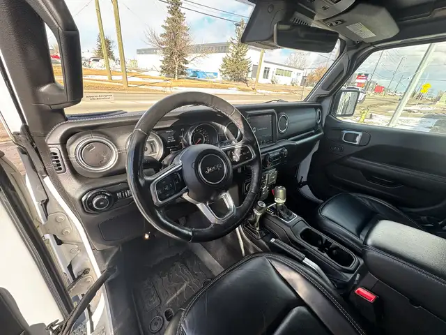 2019 Jeep Wrangler Sahara 4X4 - Photo 8