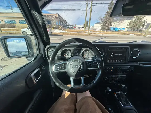 2019 Jeep Wrangler Sahara 4X4 - Photo 10