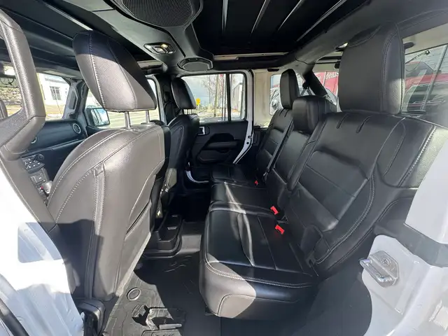 2019 Jeep Wrangler Sahara 4X4 - Photo 23