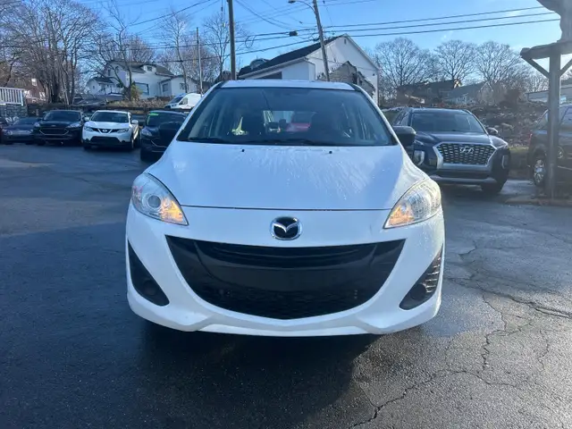2016 Mazda 5 GS 6 Passenger, Easy on Fuel - Photo 2