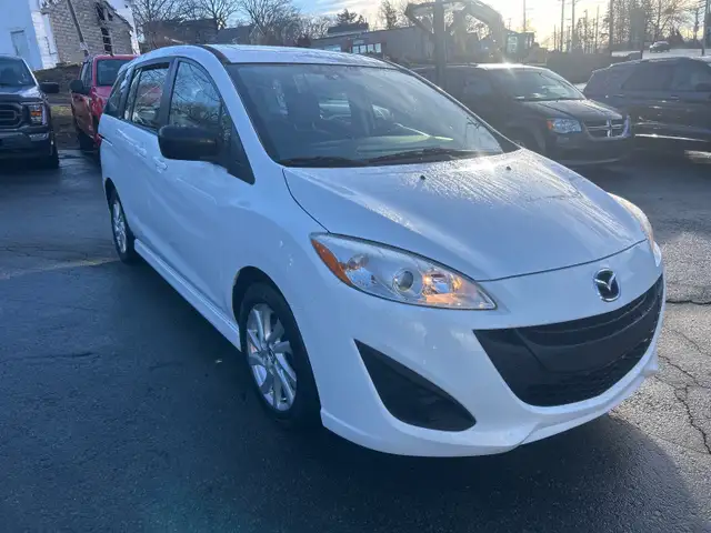 2016 Mazda 5 GS 6 Passenger, Easy on Fuel - Photo 3