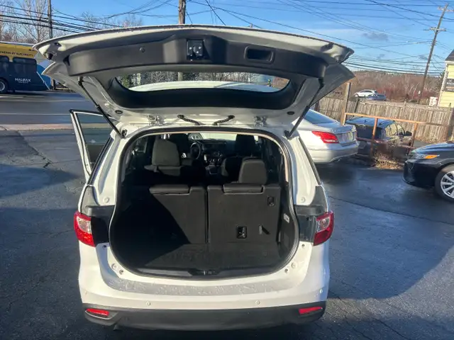 2016 Mazda 5 GS 6 Passenger, Easy on Fuel - Photo 20